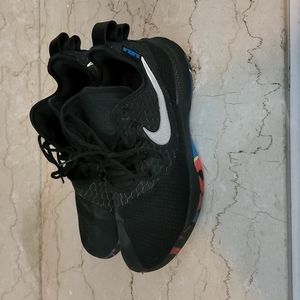 Lebron Witness III Men Size 11